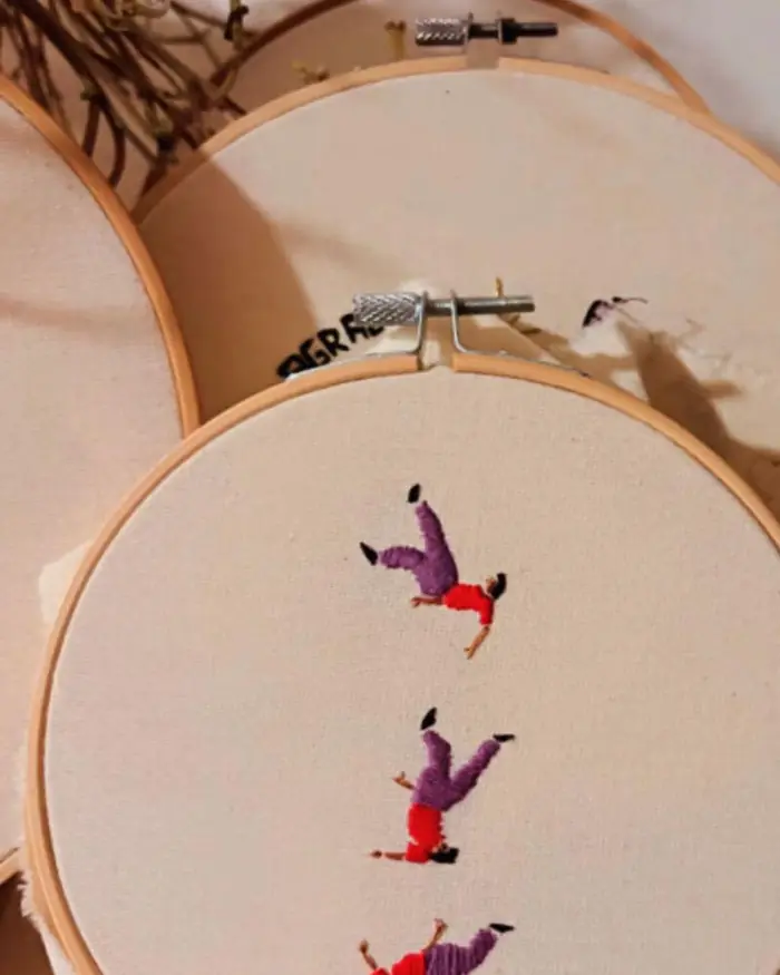 Queda livre. Freehand miniature embroidery, ⌀ 20 cm